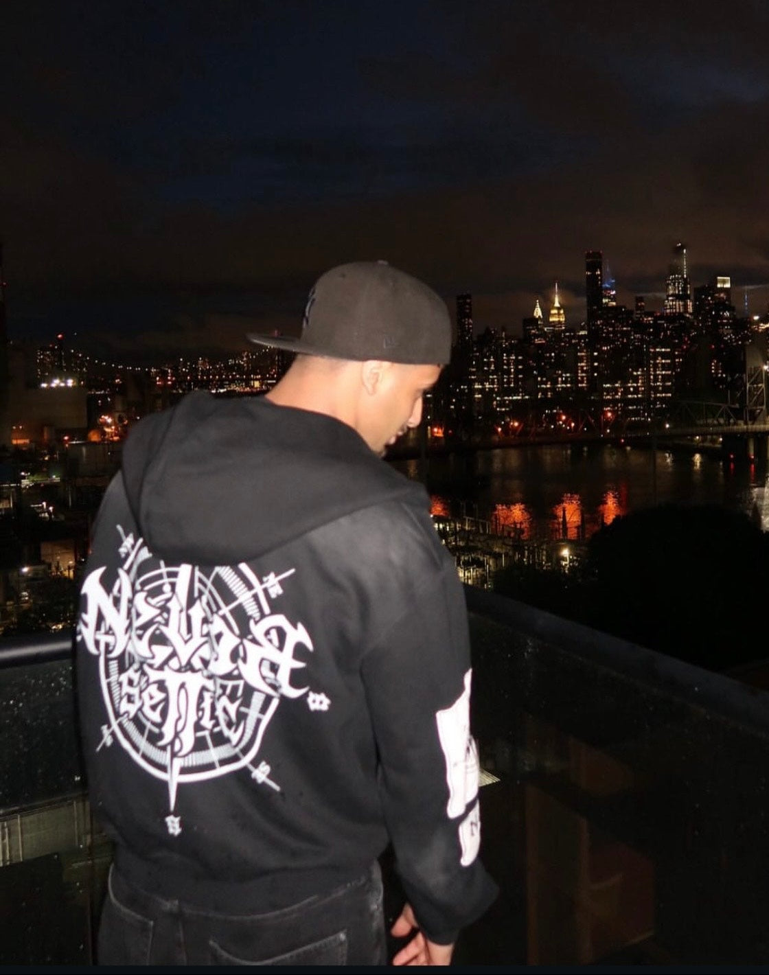 NeverSettle™ Signature Tracksuit – Blackout Edition