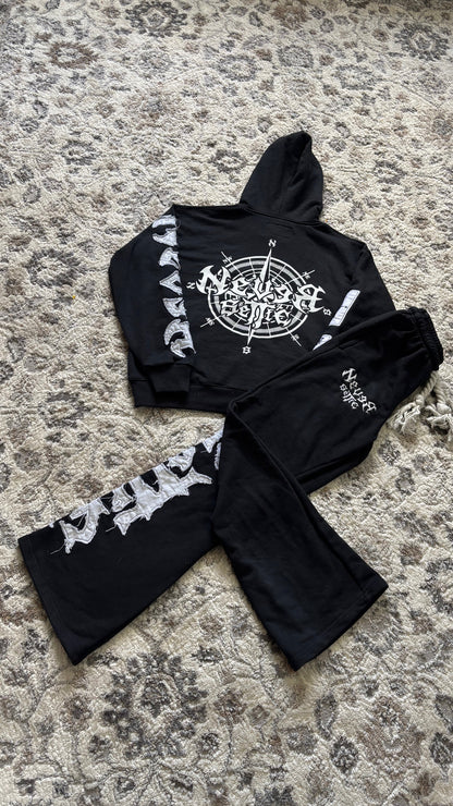NeverSettle™ Signature Tracksuit – Blackout Edition