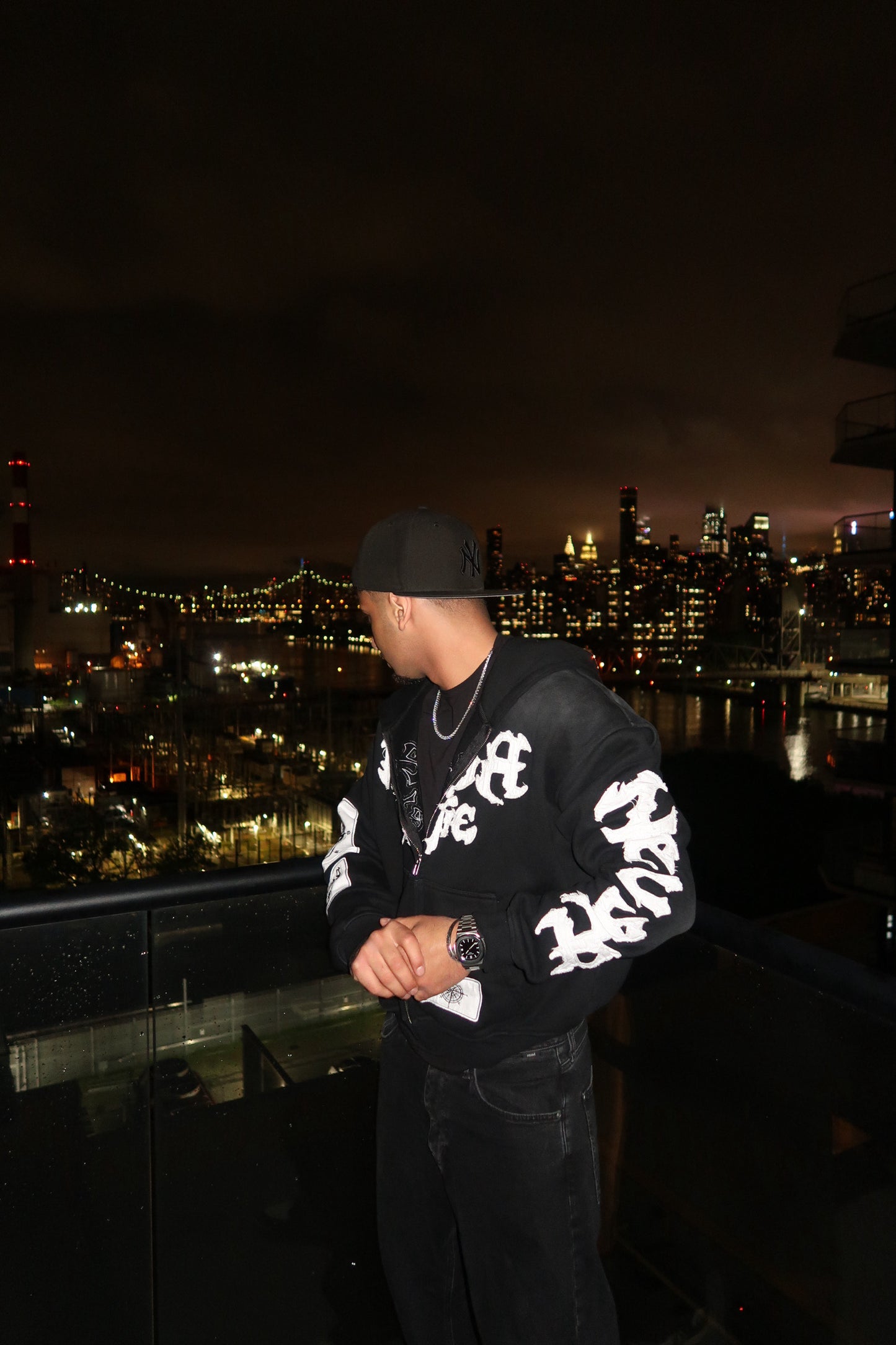 NeverSettle™ Signature Tracksuit – Blackout Edition
